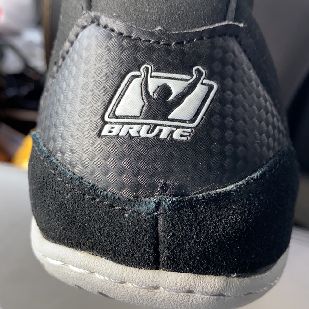 Sports shoe - Picture 4 of 6